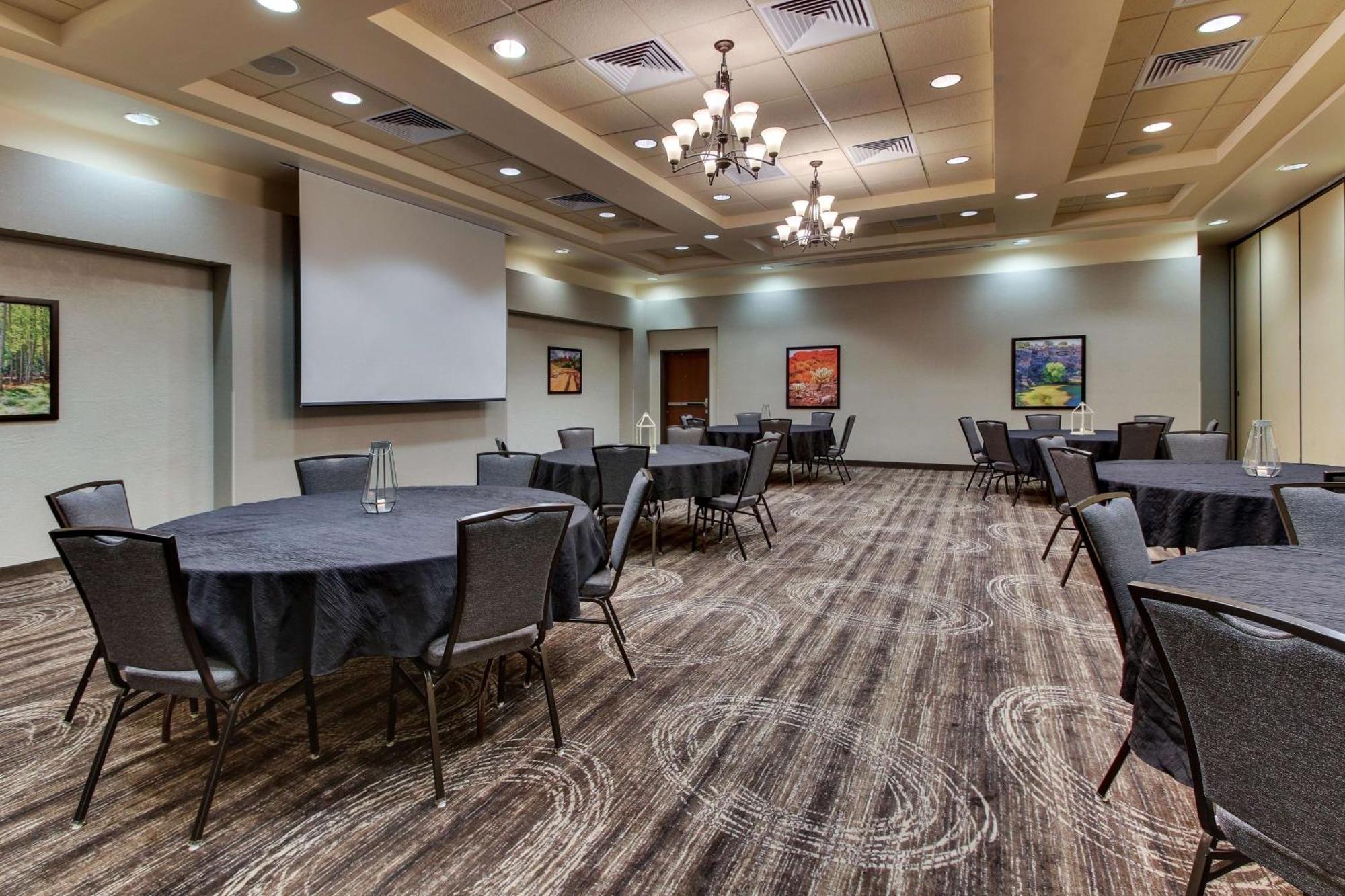 Drury Inn & Suites Phoenix Happy Valley Eksteriør bilde